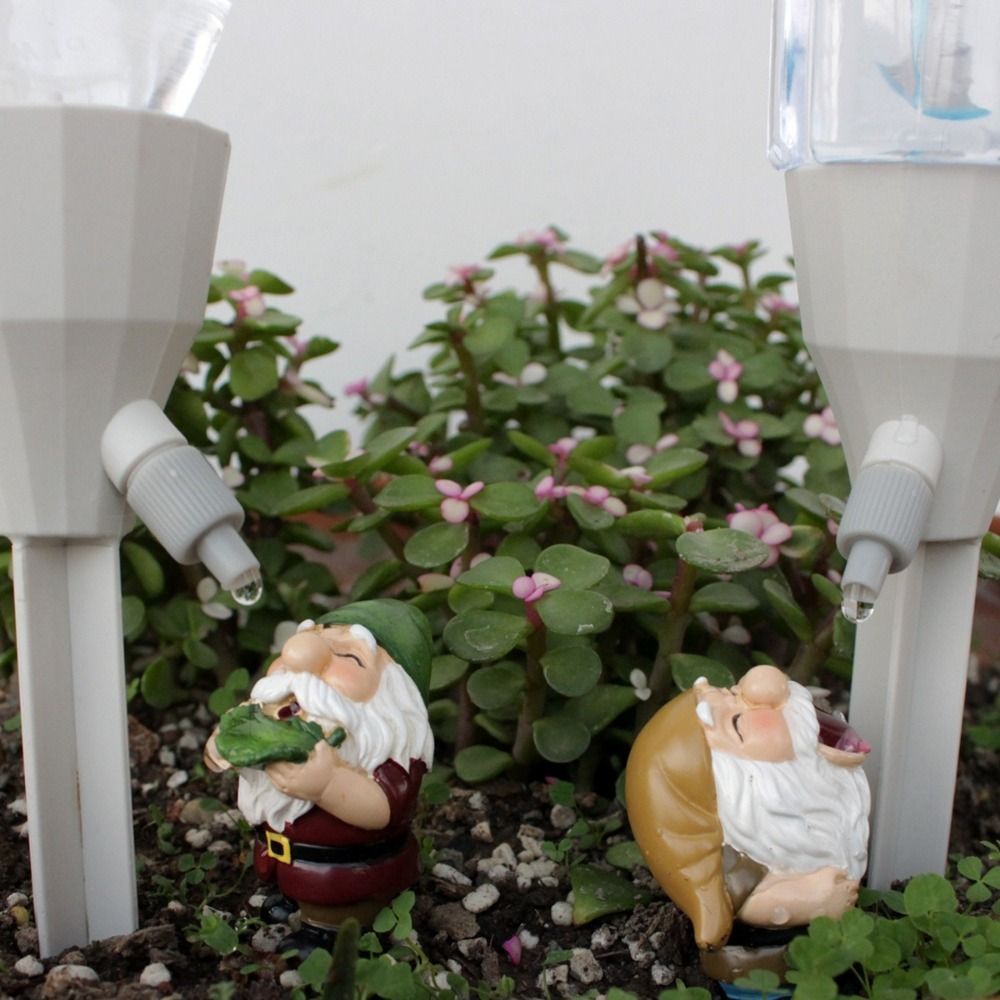 نونية ري ذاتية للنباتات على شك - مراجعة Smart Garden Watering Can وسعره